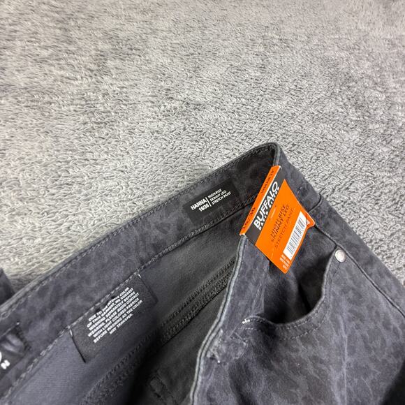 Buffalo David Bitton High-Rise Skinny Jeans NEW Gray Leopard Hanna Sz 16 36x29 - Picture 3 of 9
